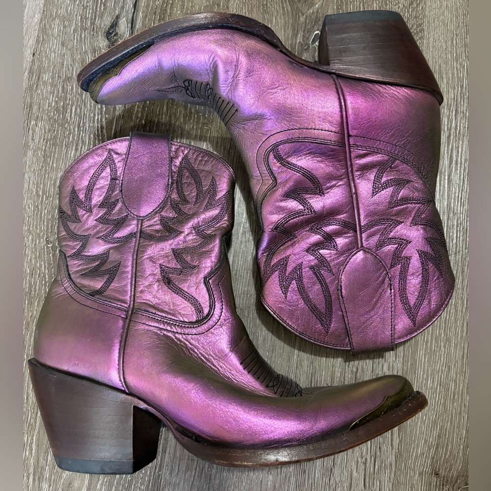 Idyllwind fueled by Miranda Lambert Purple Metallic Boots